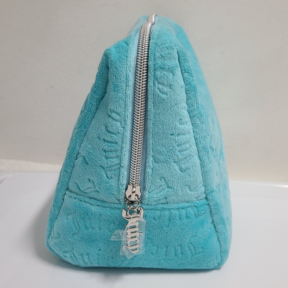 JUICY COUTURE Turquoise Velour Logo Print Wedge Accessory Make-up Case NWOT - Picture 3 of 15